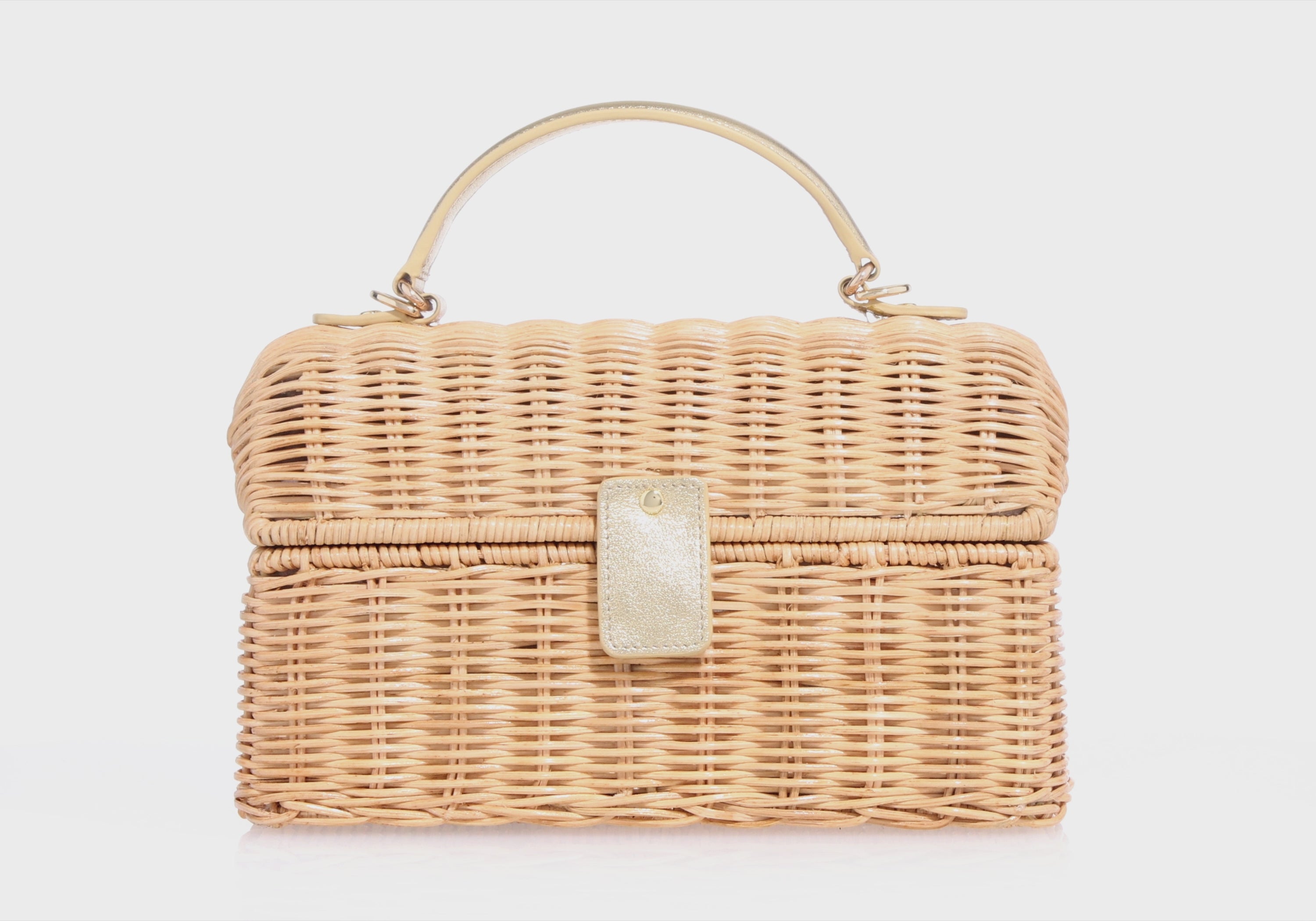 Isla Wicker Basket Natural Bag | Judith Leiber