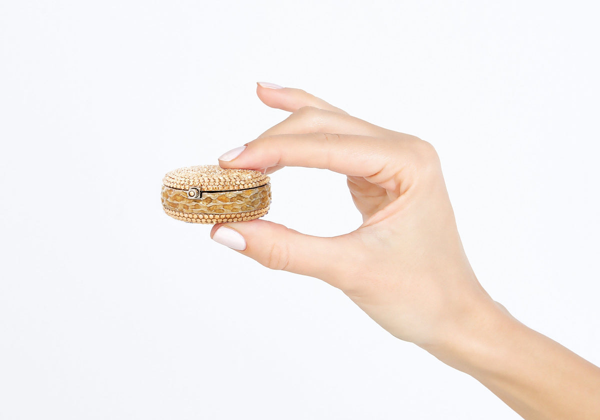 Caramel Macaron